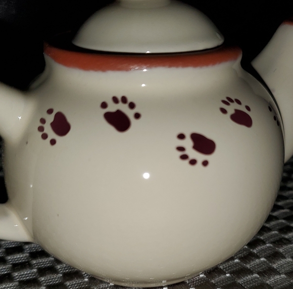 Friends Of Boyds Bears Paw Print Tea Set For 3 - Picture 8 of 12